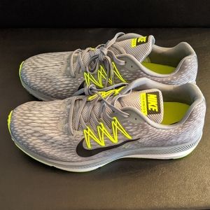 Nike Zoom Winflo 5 Mens Size 11 Grey